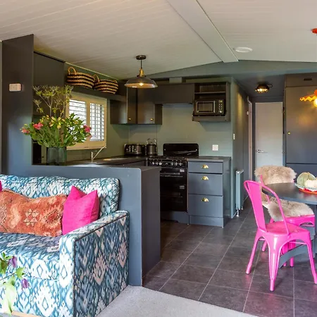 Chalet Timber With Hot Tubs Skipton