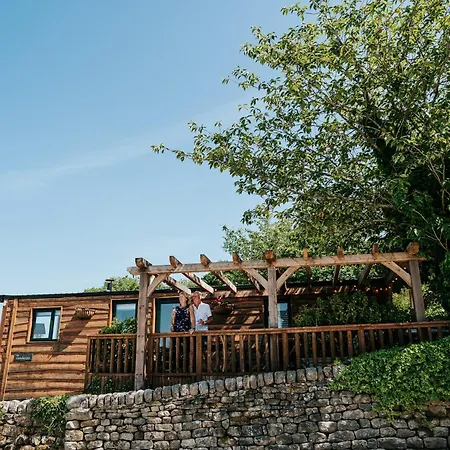 Timber With Hot Tubs *